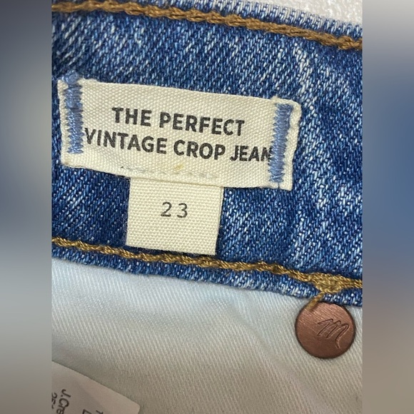 Madewell The Perfect Vintage Crop Jean in Ainsworth
Wash Size 23 - Picture 10 of 13